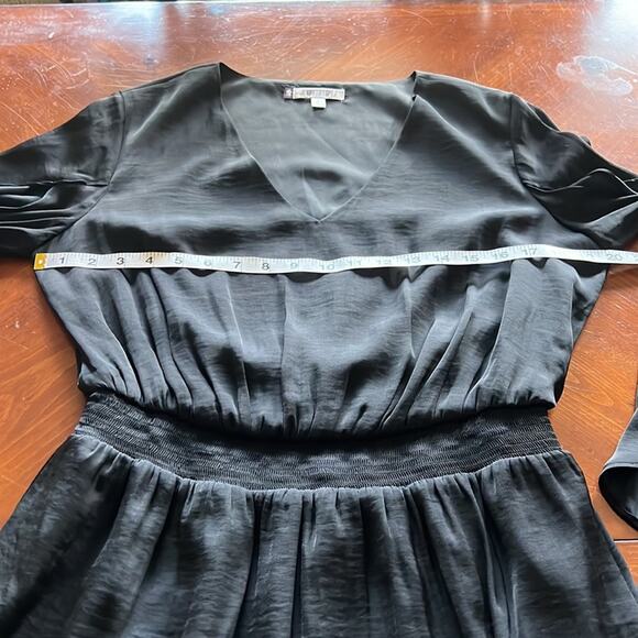 Jennifer Lopez Woman Size L Black Silky Dress Long Flowy Sleeves LBD Smocked - Picture 11 of 13